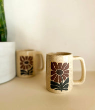 Load image into Gallery viewer, Floral Mug
